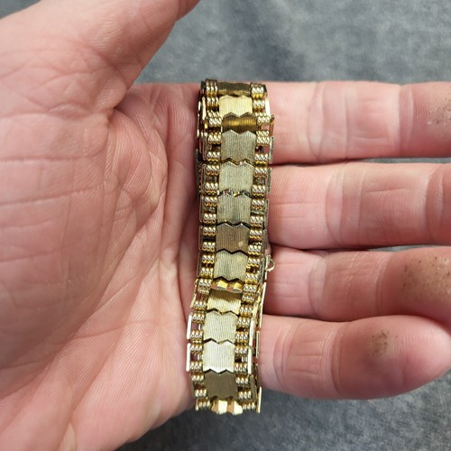sarah coventry jewelry Gold Bracelet Reversible Sides - Picture 4 of 6