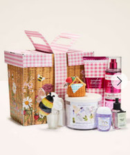 Bath Body Works Mother's Day Gift Basket 8 Pcs Picnic Gift Set