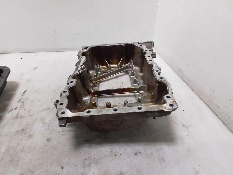 Adaptador de cárter de aceite superior e inferior Jeep JK Wrangler OEM 3,6 L 2012-2018 153008 Foto 3 de 4