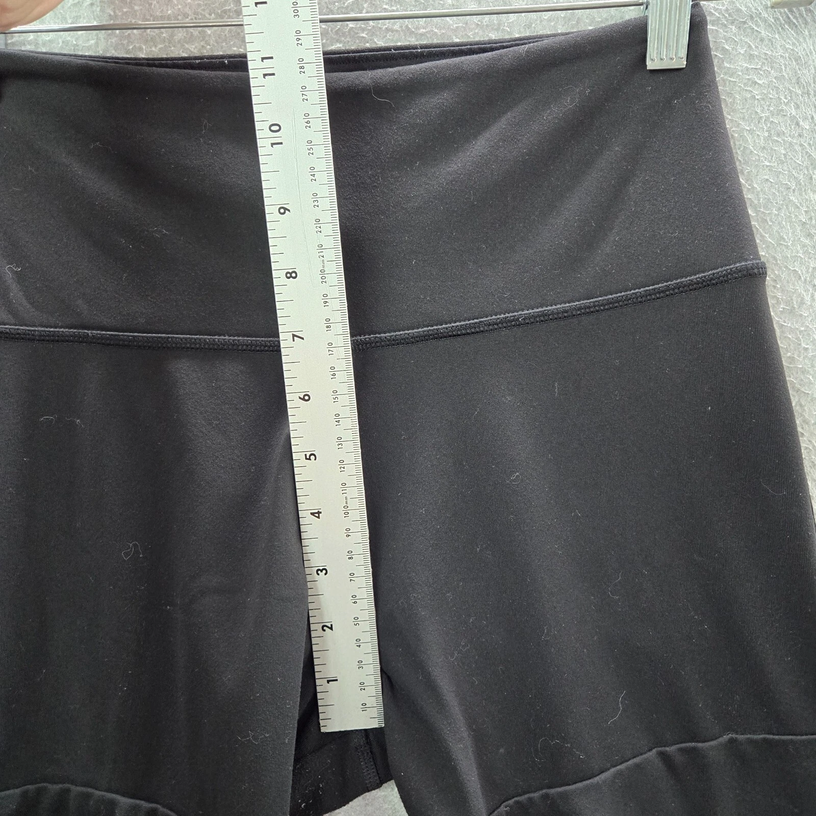 victoria-secret-vs ultimate activewear pants