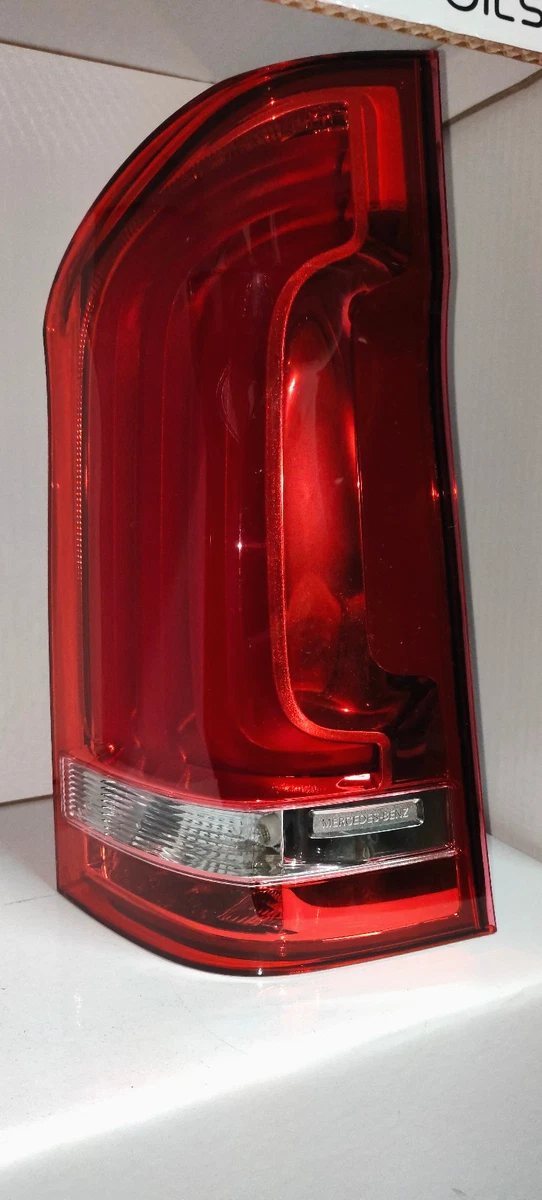 Carson Set Di 2 Fanali Posteriori A LED Platino Per Mercedes-Benz - Design Lucido E Illuminazione A LED - 3