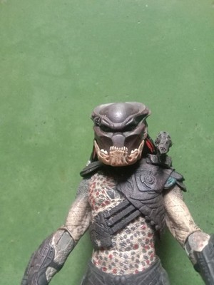 Neca Berserker Predator Masked Complete 7