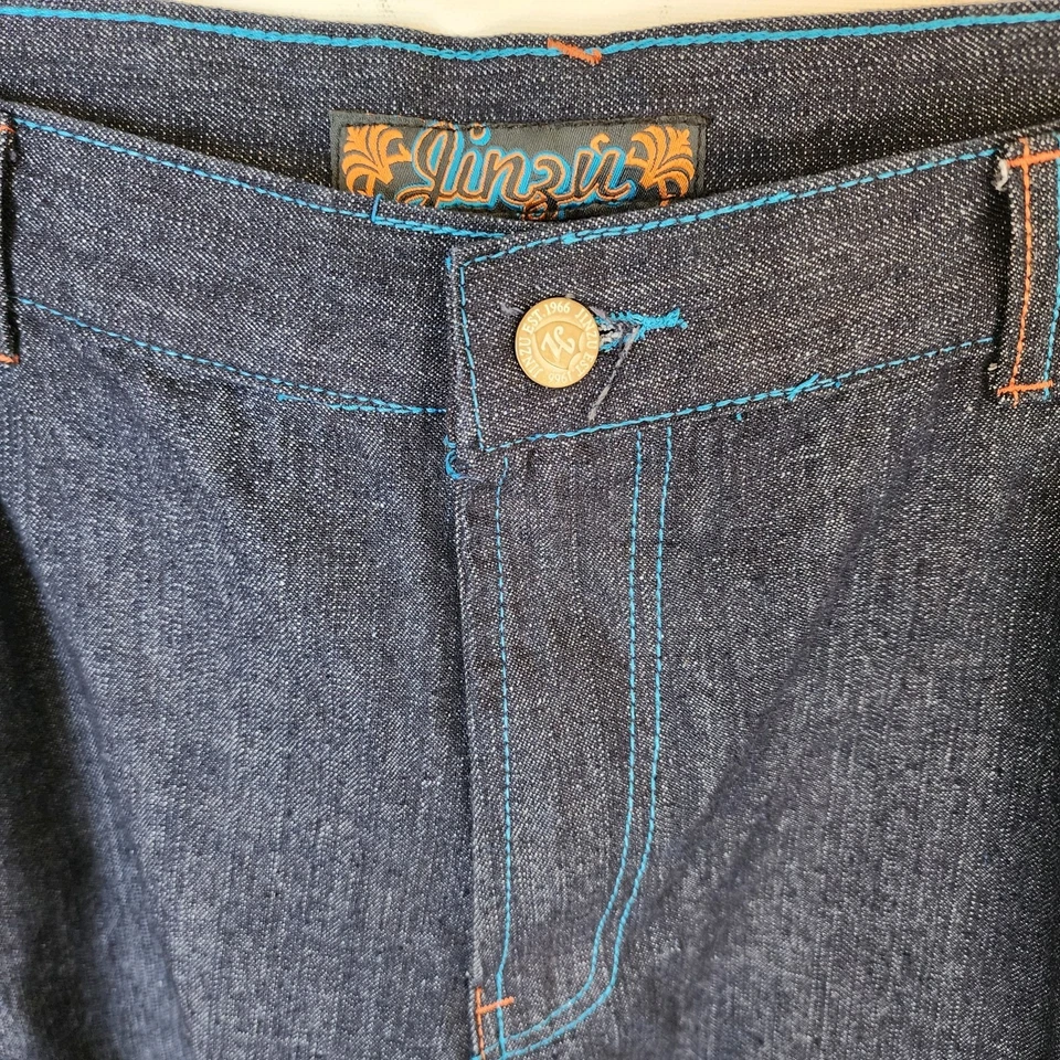 Pantalones de mezclilla para hombre Jinzu 42x32 lavado oscuro bordado cresta bolsillos traseros rectos Foto 4 de 4