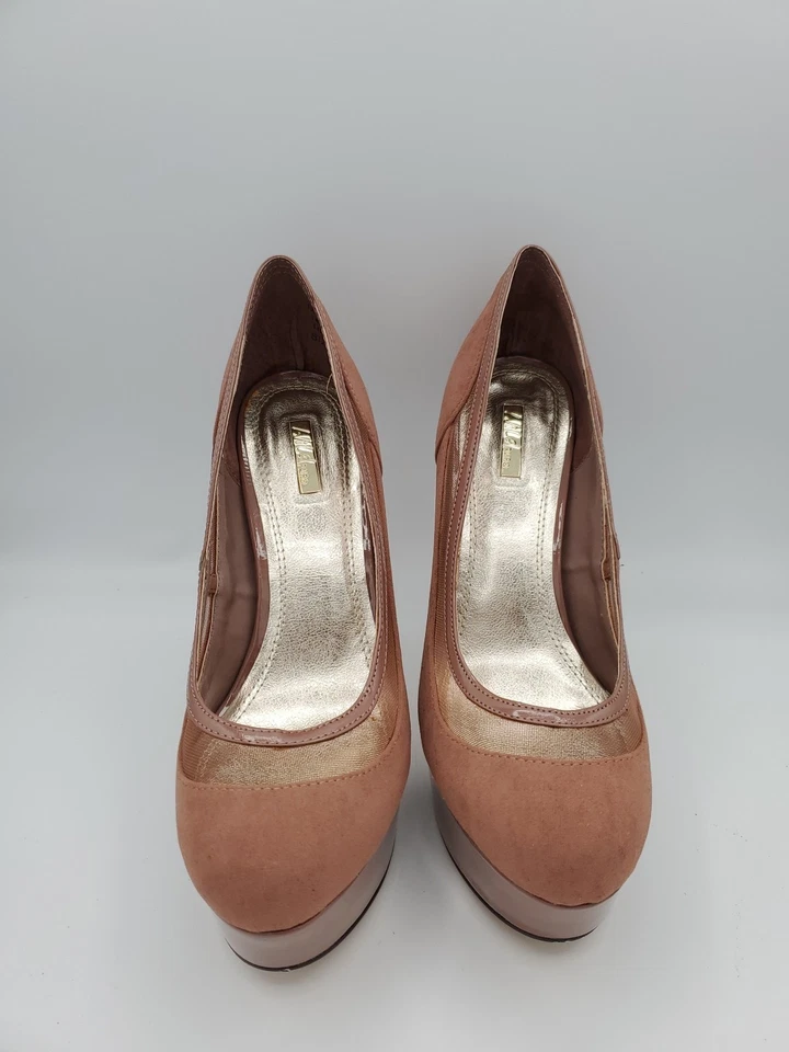Wild Pair Beige Blush Suede Peekaboo Platform Round Toe Platform Pumps Size 8 - Image 2 of 4