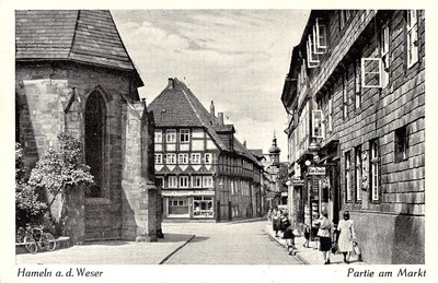 810469) AK Partie am Markt Hameln a.d. Weser 