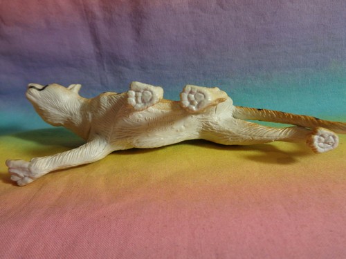 Vintage 1998 Cheetah PVC Plastic Figure - Picture 5 of 7