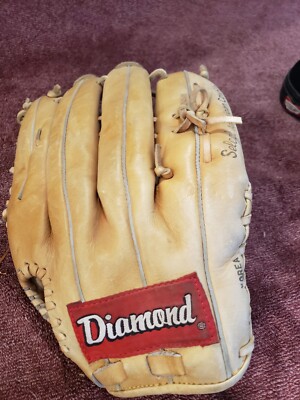 Diamond PRO SERIES MODEL #d2025 BASEBALL GLOVE snap action LEFT hand throw