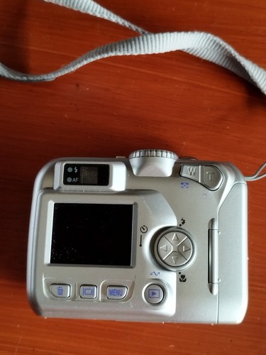 Nikon Coolpix E 3100 - Foto 3 di 11