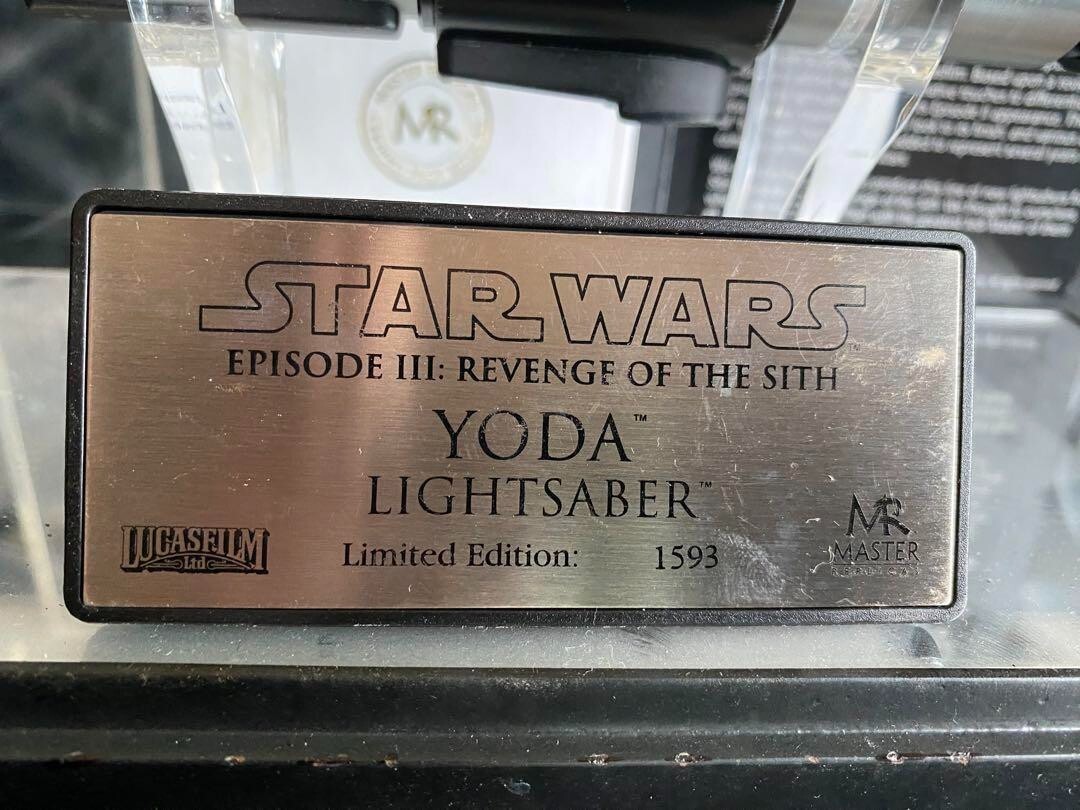 Master Replicas Star Wars YODA EP3 Lightsaber Revenge of the Sith