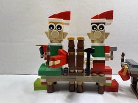LEGO #40205 Holiday Little Elf Helpers 100% complete with manual