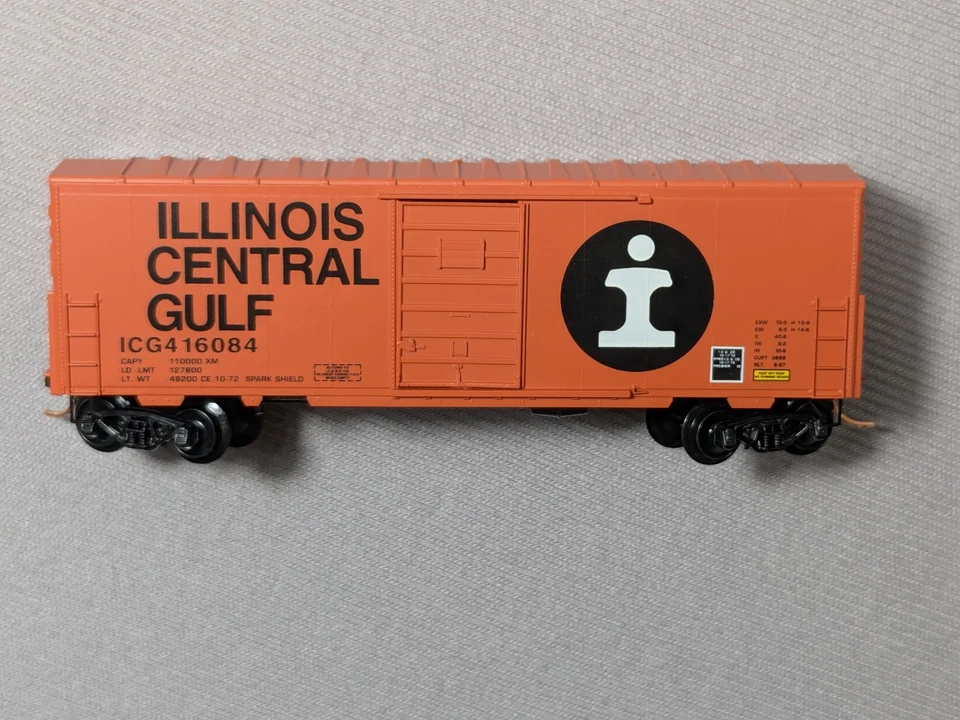 N scale MTL # 24070 ILLINOIS CENTRAL GULF 40' single door Box Car ICG 416084 - Image 3 of 4