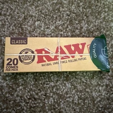 RAW Natural Classic Rolling Papers, 20 Cones