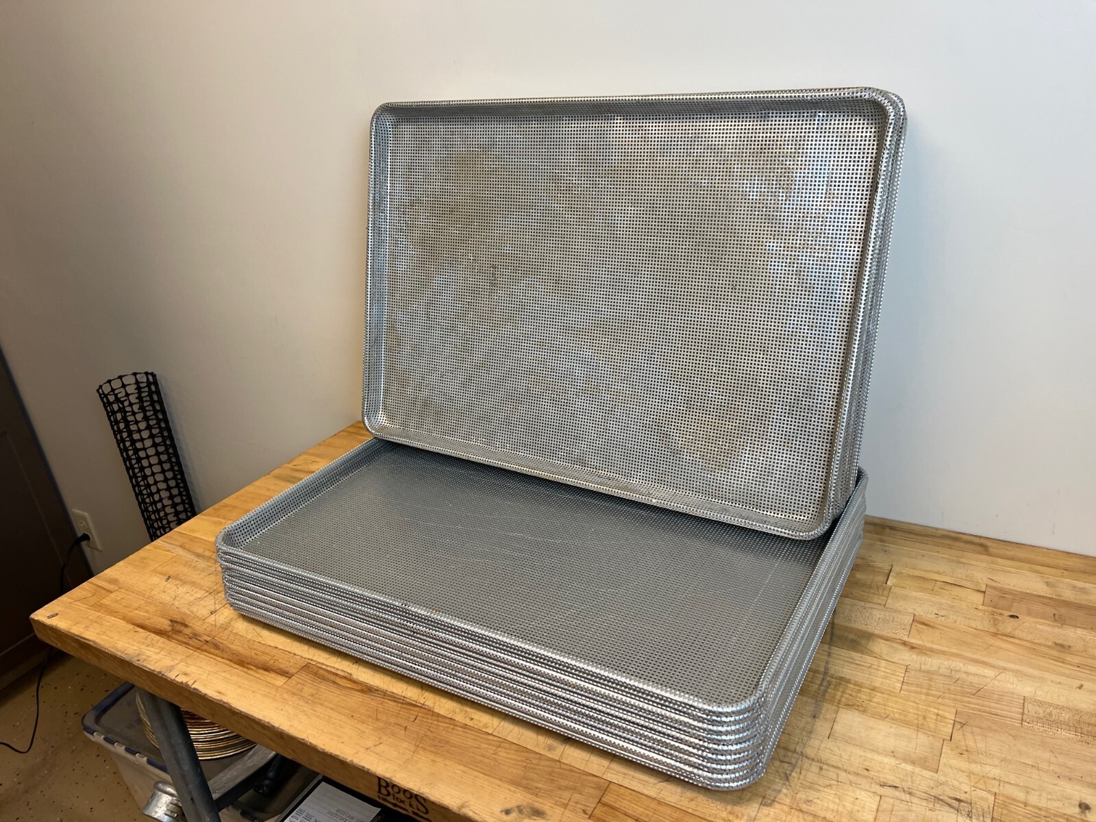 Screen Pans Perforated - 16qty