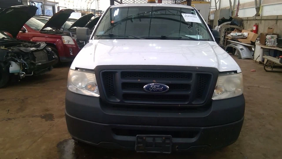 Driver Lower Control Arm Front Fits 04-08 FORD F150 PICKUP 6856714 - Image 2 of 4