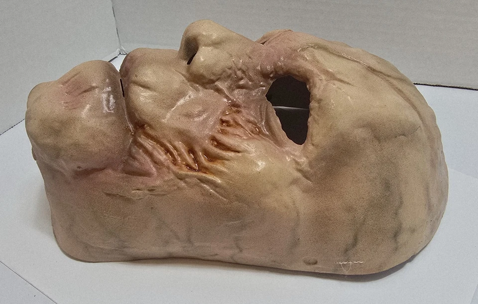 Trick Or Treat Studios Tom Savini Faces Of Horror Collection Grafted Mask TS103 - Image 3 of 4