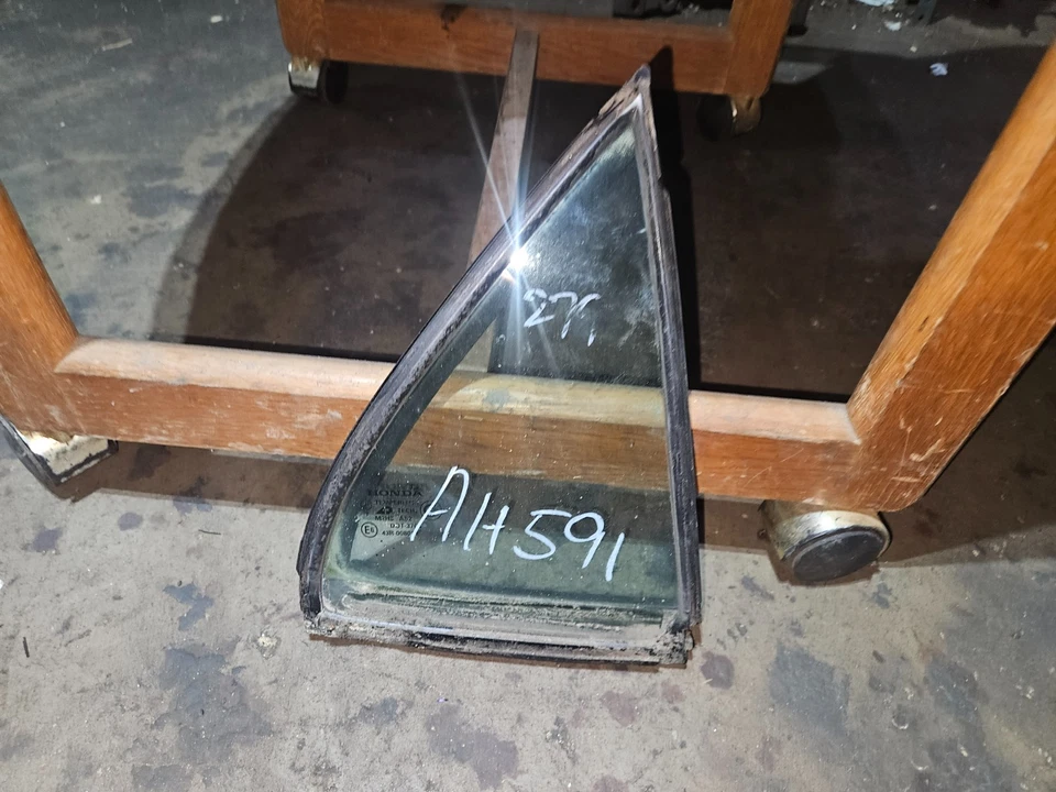 Honda Accord 1998-2002 puerta trasera derecha ventana ventilación vidrio OEM, 279-56842 Foto 2 de 2