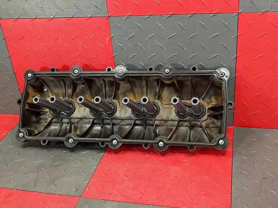 2006-2004 Dodge Ram Hemi 5.7L Valve Cover OEM#4893430QA - Image 4 of 4
