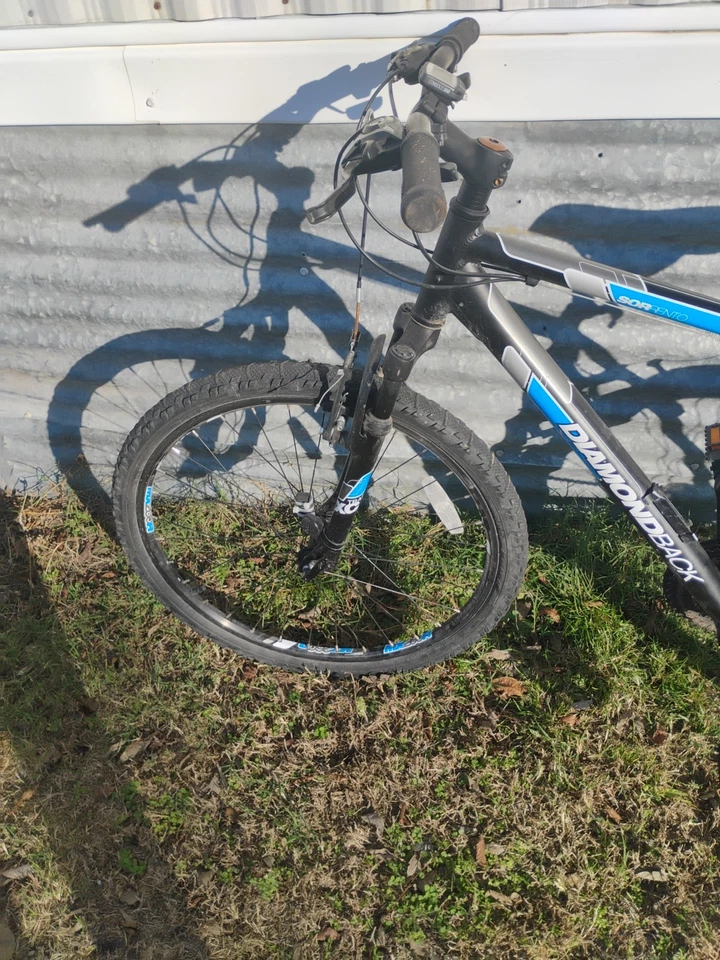 Bicicleta Diamondback Foto 3 de 4