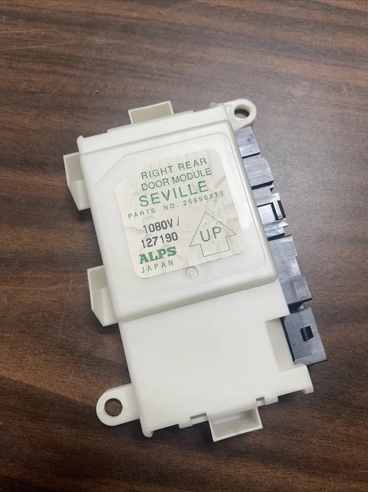1998 1999 2000 2001 02 03 2004 CADILLAC SEVILLE RIGHT REAR DOOR MODULE 25690811 Foto 4 de 4
