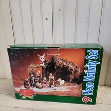 9 Piece Nativity Set Real Wood Stable 9 Pc. Ceramic Merry Christmas 98101M