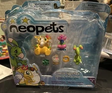 Neopets Island Elephante, Green Blumaroo,  And Ponka Figure Pack~Free Shipping