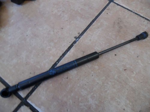 BMW 5er E61 Gasdämpfer Heckklappendämpfer 7148817