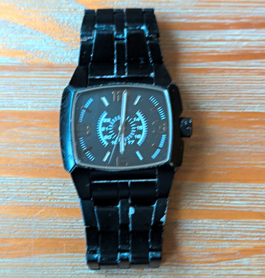 Men's Square Analog Wristwatch Black Dial/Bezel Metal Bracelet Deployant 12/24