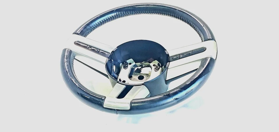 Volante Ford Mustang GT 2008 OEM  Foto 2 de 4