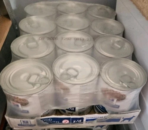 Hills Prescription Diet Food Z / d Sensitivities 16 Cans Unopened 12 x 370g - Picture 1 of 2
