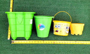 Child's Play Day Sand Beach Toy 4-Piece Build Castle Mold Pail Buckets Set GUC