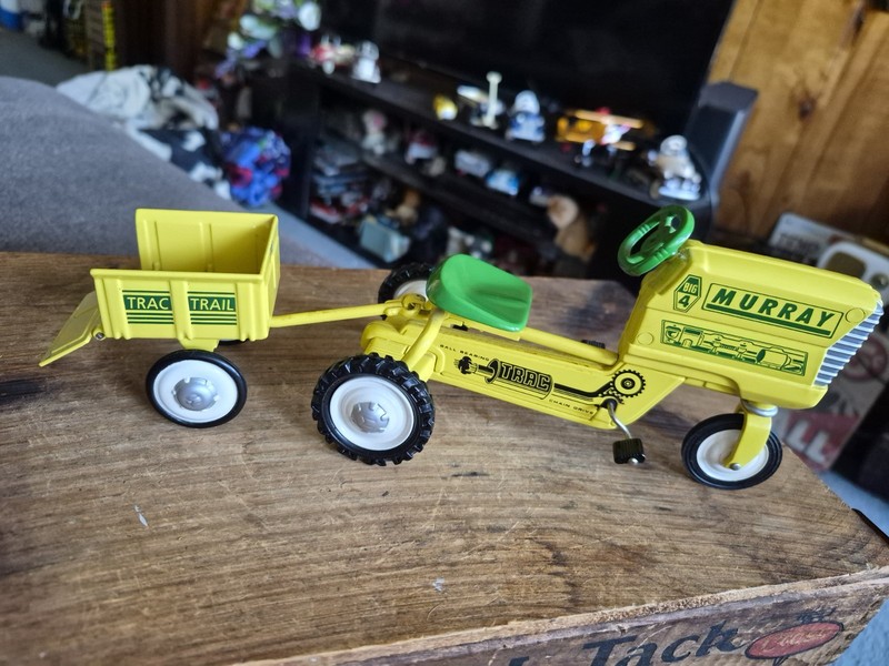 1961 Murray Pedal Car Super Deluxe Tractor&Trailer 10in. Long