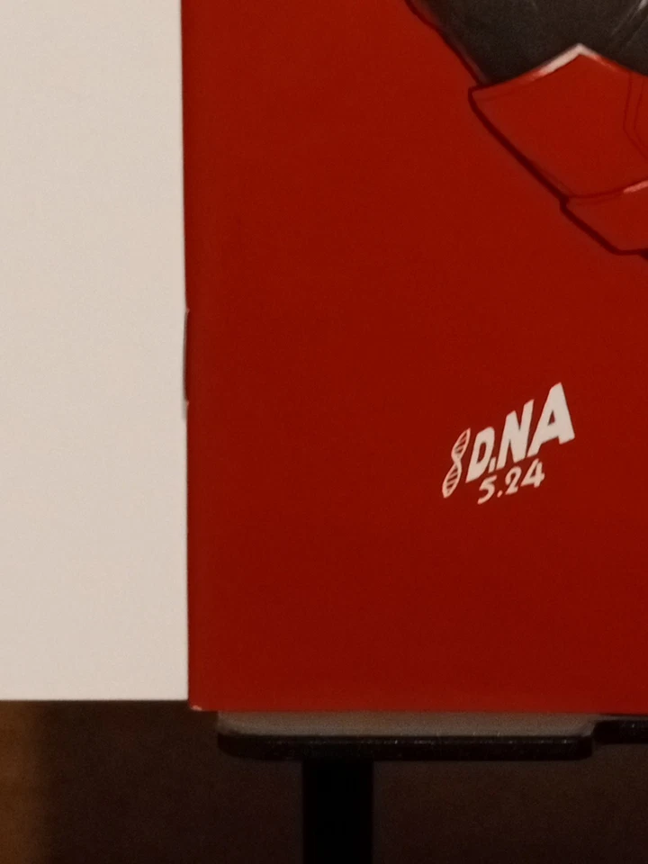 DEADPOOL #1 UNKNOWN COMICS DAVID NAKAYAMA VIRGIN VARIANT FACSIMILE - Image 3 of 4