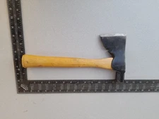 Vintage TRUE TEMPER Carpenter Hatchet Axe