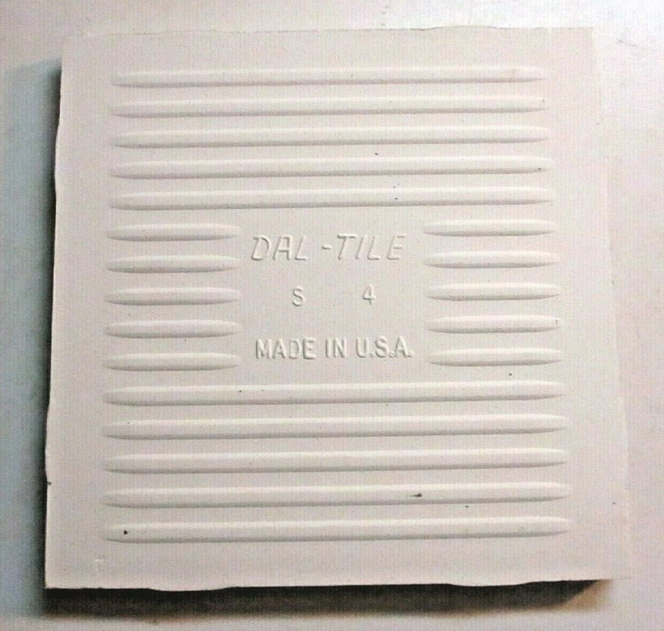 1 Wall Tile Dal DalTile USA 1970s Porcelain 4-1/4" Sq. Ceramic Black Gloss Vtg - Image 2 of 4