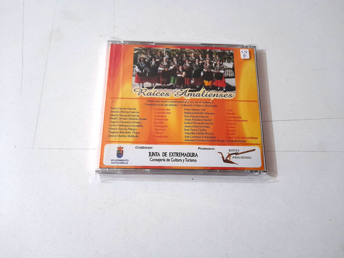 RAICES AMALIENSES "CANCIONES PARA TODO EL AÑO" CD COMO NUEVO - Foto 2 di 2