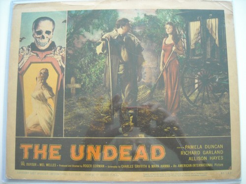 THE UNDEAD 2 lobby cards #1#5 1957 - Picture 2 of 3