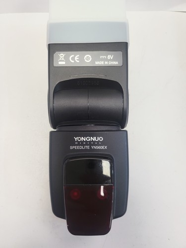 Yongnuo YN560 EX Digital Speedlite with Camera Flash Case - Picture 10 of 13