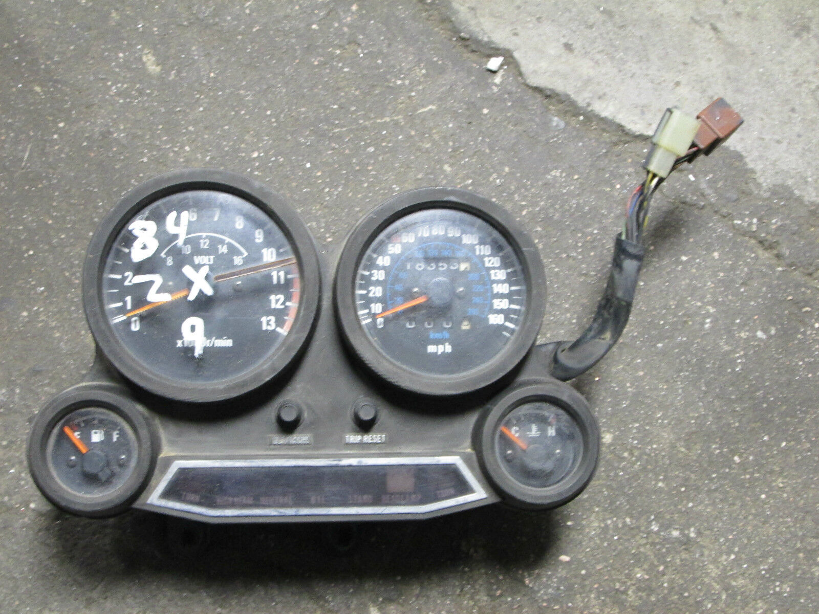 1984 kawasaki zx9 speedometer, 4/20d