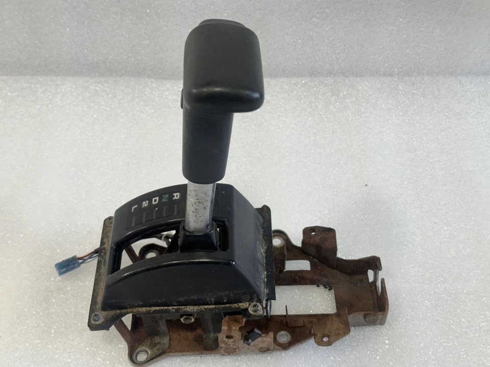1987 1988 1989 TOYOTA CELICA ST FLOOR GEAR SHIFTER AUTOMATIC A/T 5S-FE - Image 2 of 4