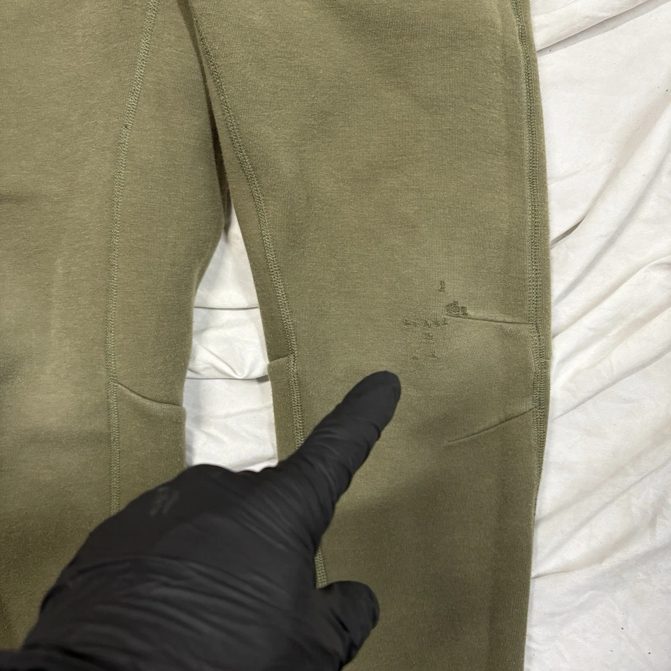 Nike Tech Fleece Cremallera Completa Corredor de Vientos Sudadera con Capucha Negra Con Pantalones Jogger Conjunto Niño’s S Foto 4 de 4