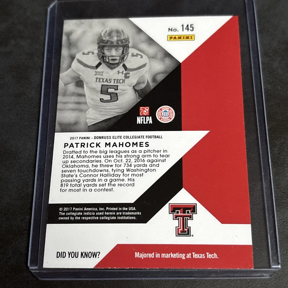 Tarjeta de novato Donruss Elite Draft Football Patrick Mahomes Texas Tech 2017 #145 radiocontrol Foto 2 de 4