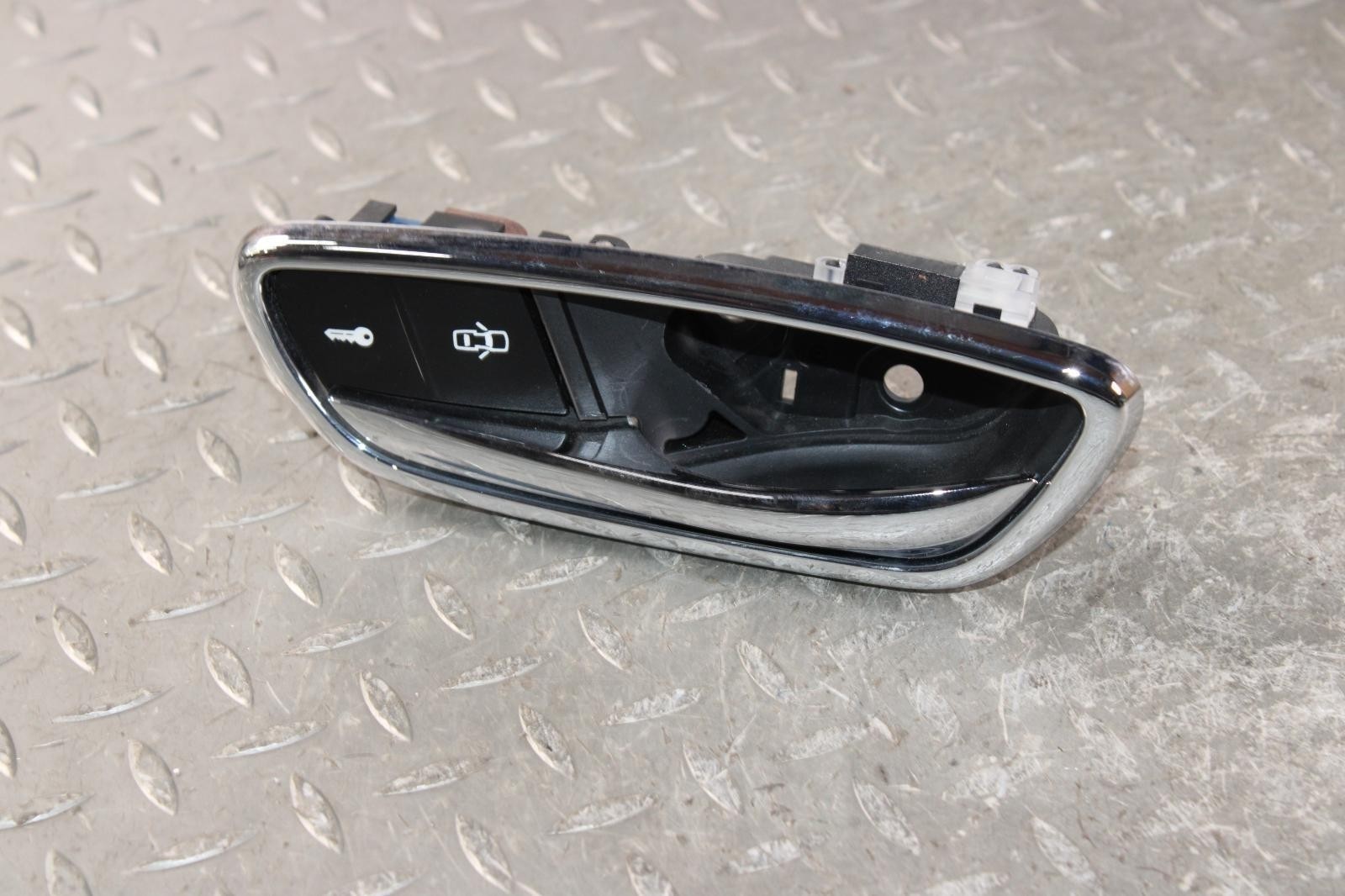 13-18 Flying Spur Black Chrome Rear Driver Side Left LH Interior Door Handle OEM