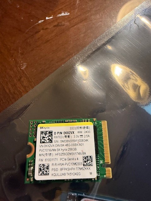 HFS256GEM3X174N 0KX2VX SK Hynix 256GB NVMe M.2 SSD Solid State