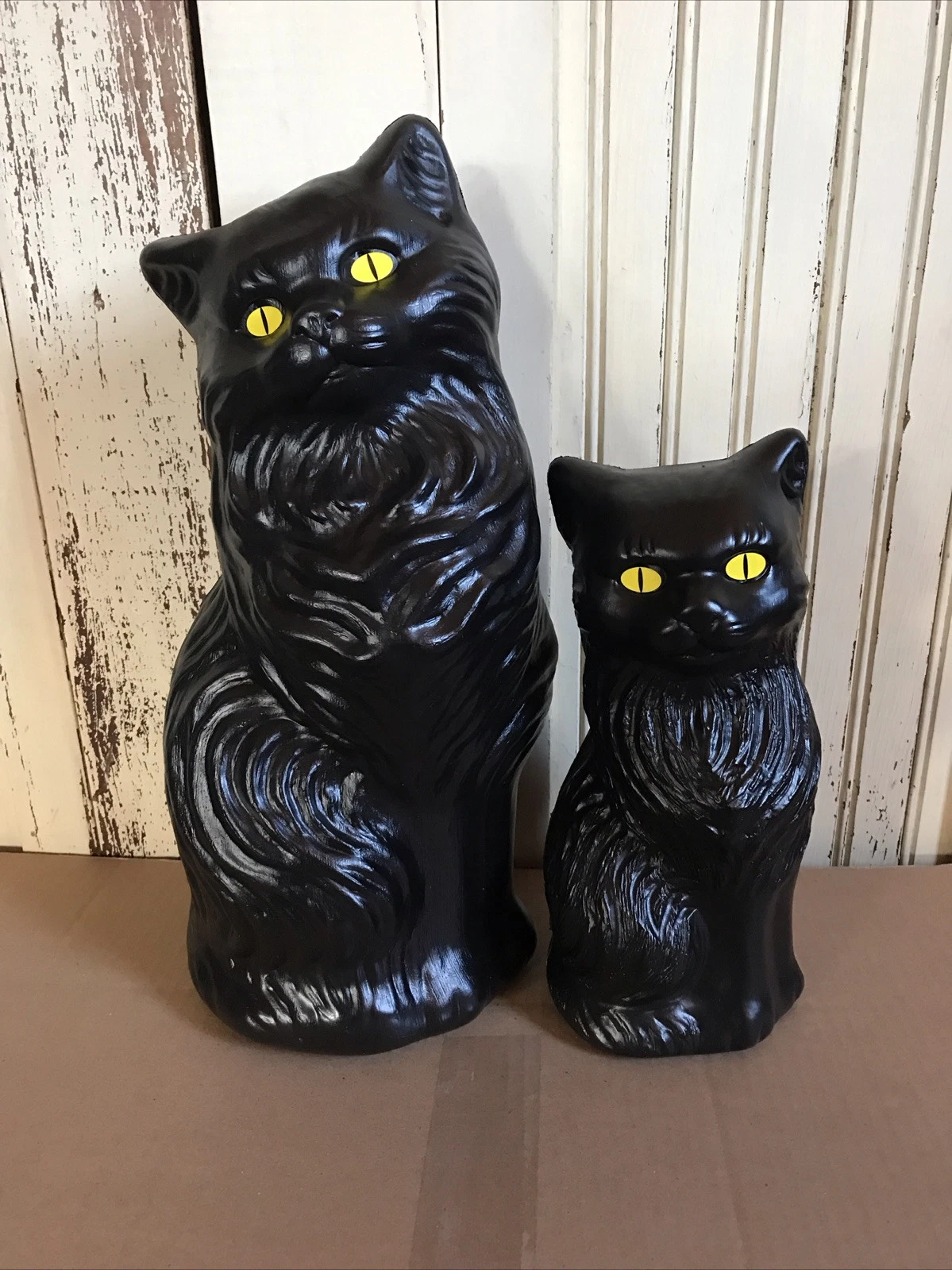 Blow Mold Plastic Halloween Black Cats Decoration Bank Scary Yellow Eyes PAIR