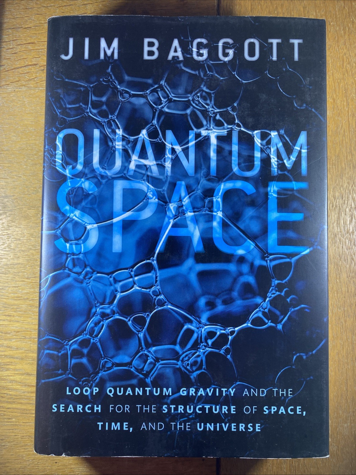 Quantum Space : Loop Quantum Gravity and the Search for the Structure of Space,