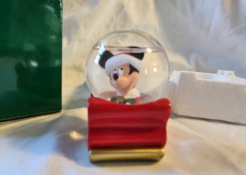 2003 Disney Christmas /Holiday Micky Mouse Snowglobe Especially For JCPenney - Picture 6 of 10