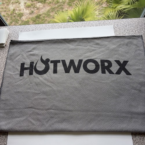 Hotworx Yoga Towel Non Slip Microfiber Workout Fitness Mat Towel Absorbent Gray