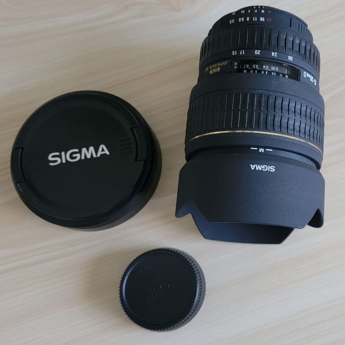 Sigma Beauty Black Camera LensSigma 15-30Mm 1 3.5-4.5 Dg Ex Sigma Beauty Black Camera LensSigma 15-30Mm 1 3.5-4.5 Dg Ex