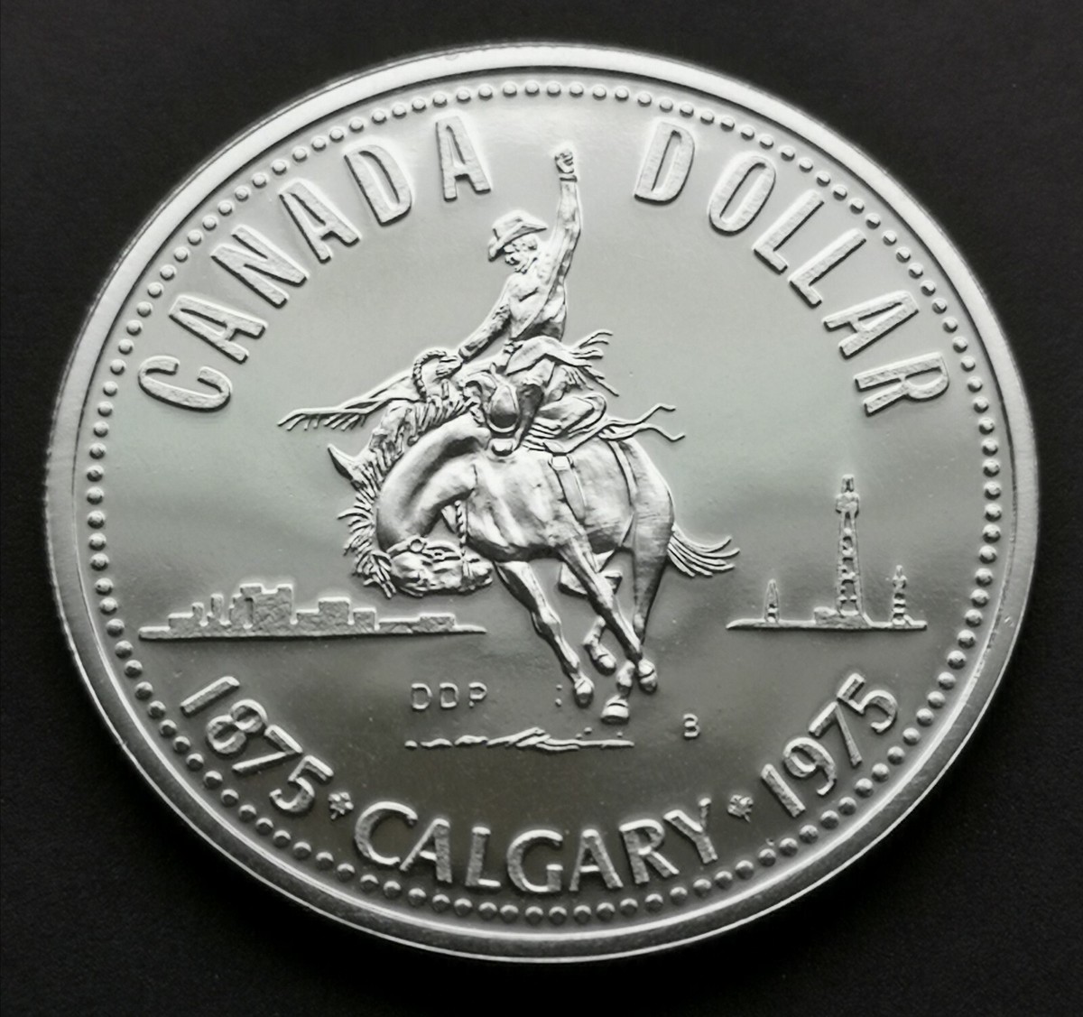 CANADA BRILLANT SILVER DOLLAR 1975 *** 1875 - 1975 CALGARY *** | eBay