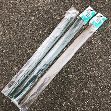 18" Floral Stem Wire - 43 Pcs. 20 Gauge Green & 30 Pcs. 26 Gauge Bright Silver